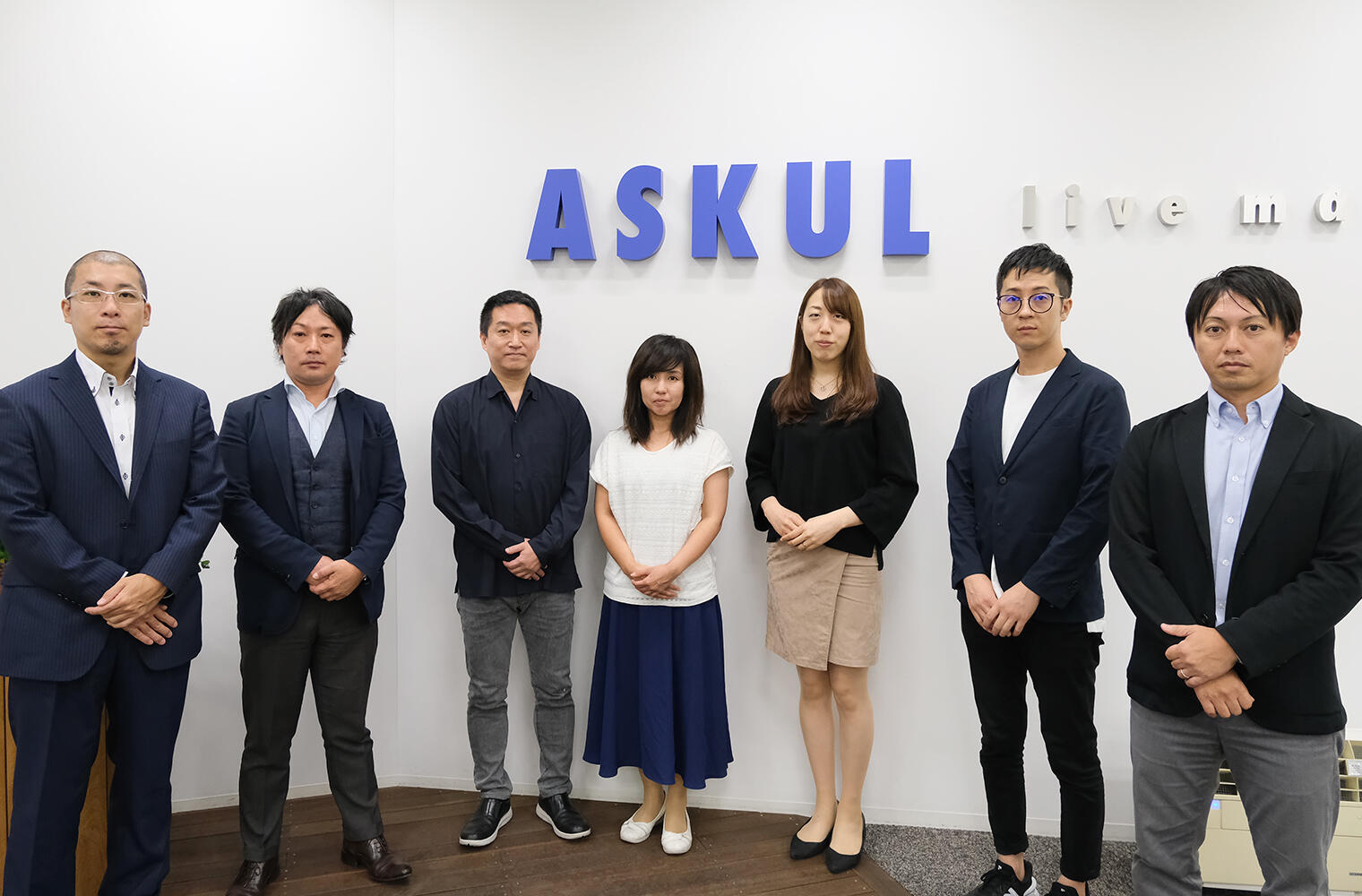 左より:アルファコム(株)仲屋 亘氏、りらいあコミュニケーションズ(株)野中 健司
アスクル(株)カスタマーサービス部 松本 泰秀氏、前田 裕加氏、横田 香菜子氏
りらいあデジタル(株)水上 竜也、鈴木 大樹